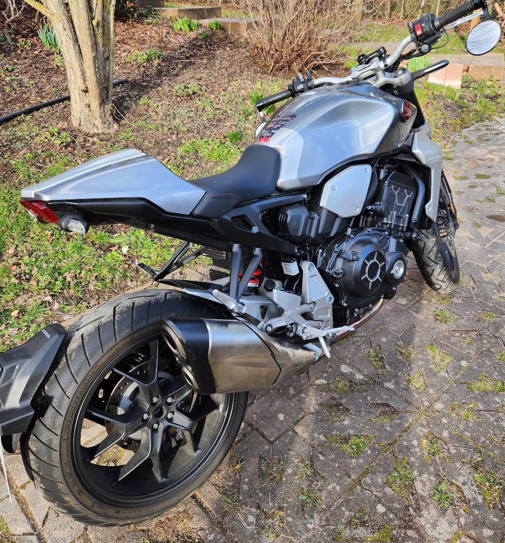Motorrad verkaufen Honda CB 1000 R+ SC80 Neo Sports Cafe Ankauf
